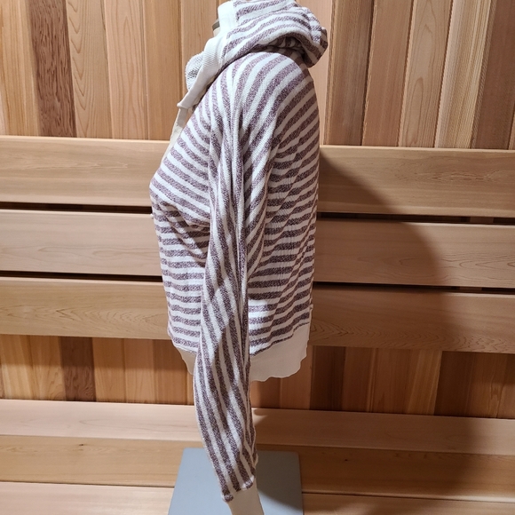 TNA Purple stripe pullover hoodie/ size XS - Picture 3 of 10